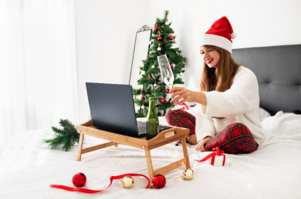 The Best Ways to Stay Safe During the Holidays in 2020